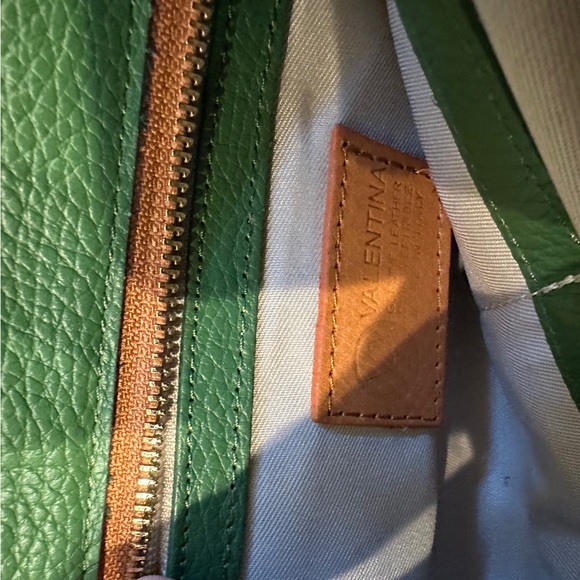 VALENTINA Italia Triple Compartment Green Pebble Leather Crossbody Bag - Picture 3 of 4